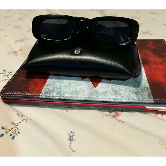 Sunglasses - Picture 5 of 5